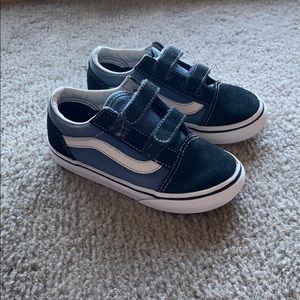 Toddler Velcro vans size 9.5